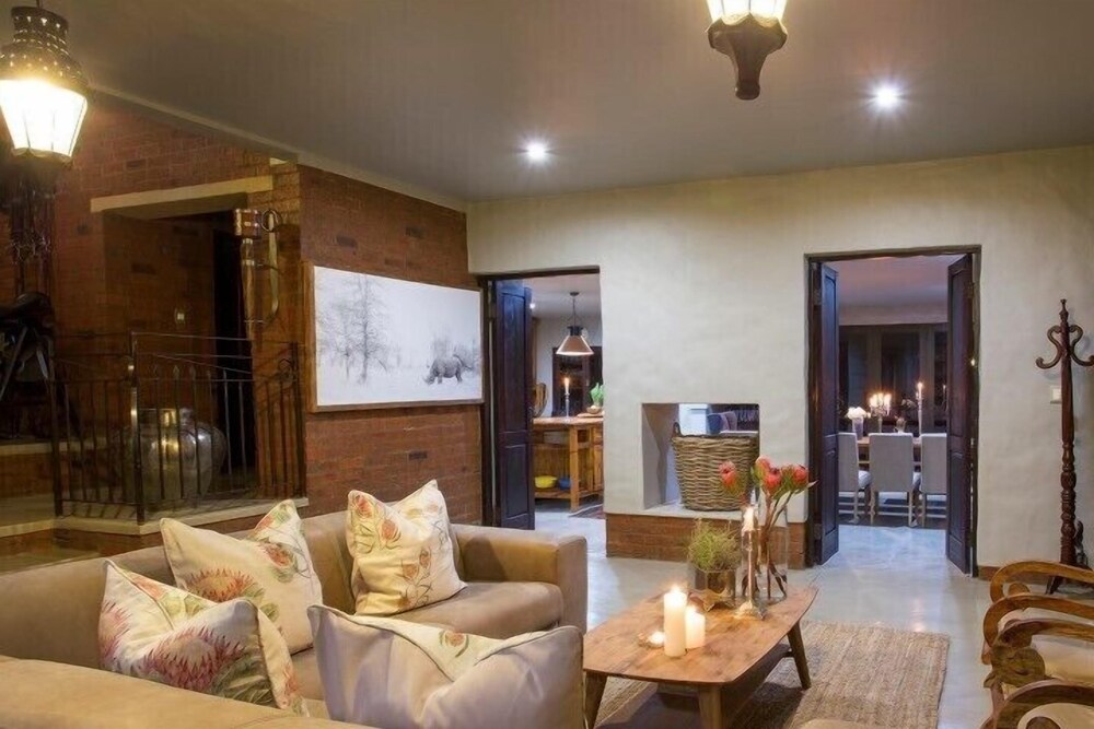 Mount High Luxury Country Lodge