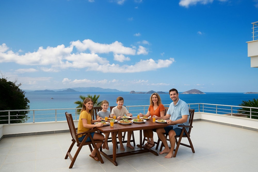 İmportantTravel BD4123 5Bedroomed Villa