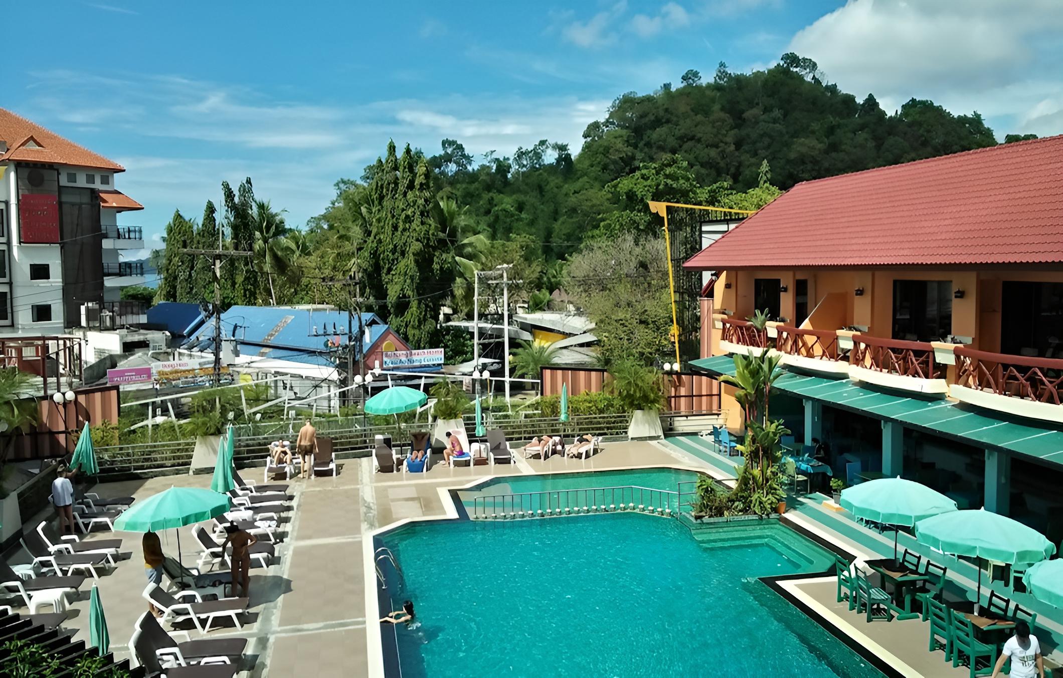 swimming pool