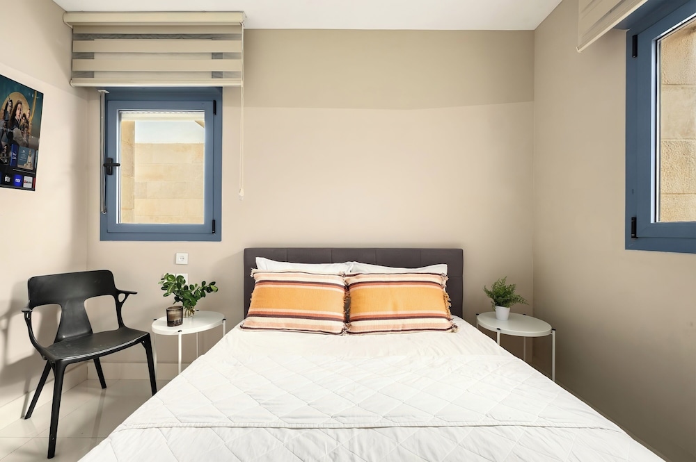 Royal Park Apt Resort by Sea N Rent