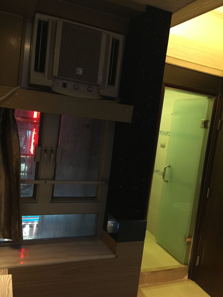 Rai Lei Hostel