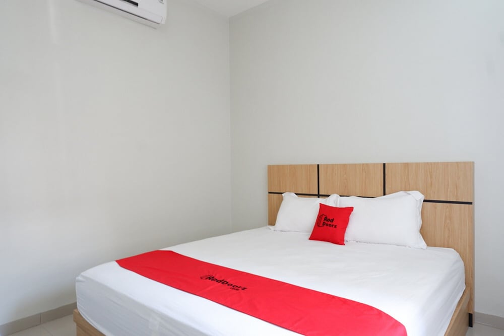 Lanta Emerald Bungalow