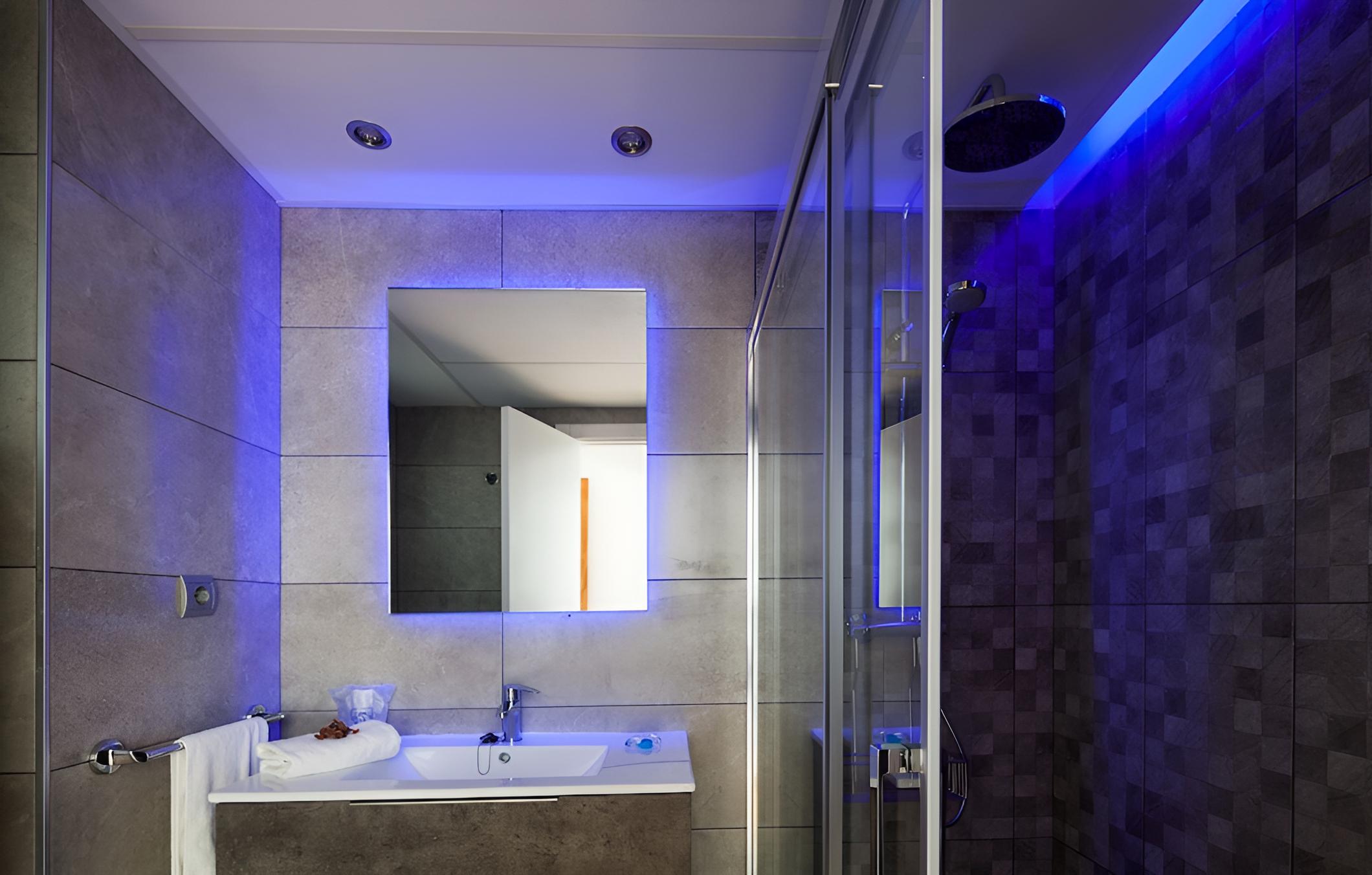 Aparthotel Puerto Cala Vadella