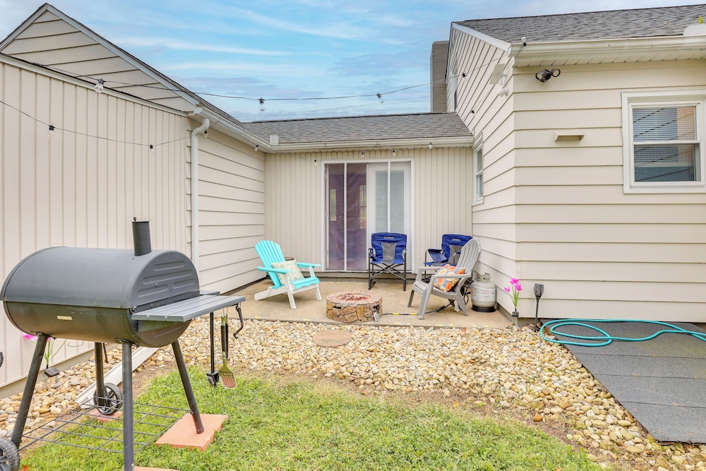 4 Mi to Main Street! Family Getaway in Zanesville