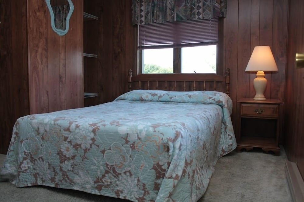 The Villager Motel