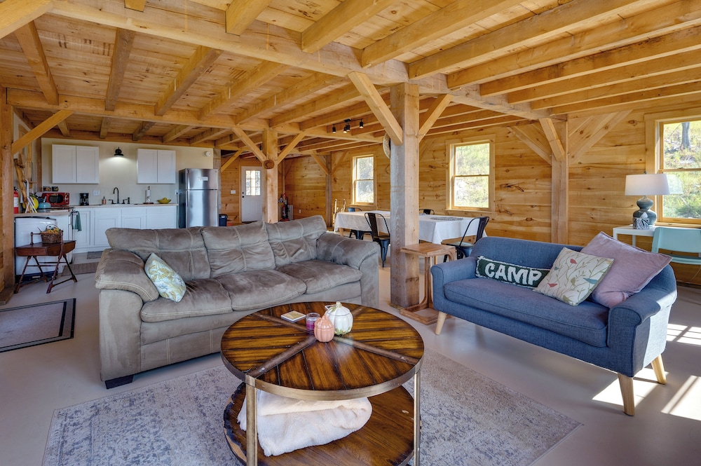 Unplug, Unwind & Explore: Remote Vermont Cabin