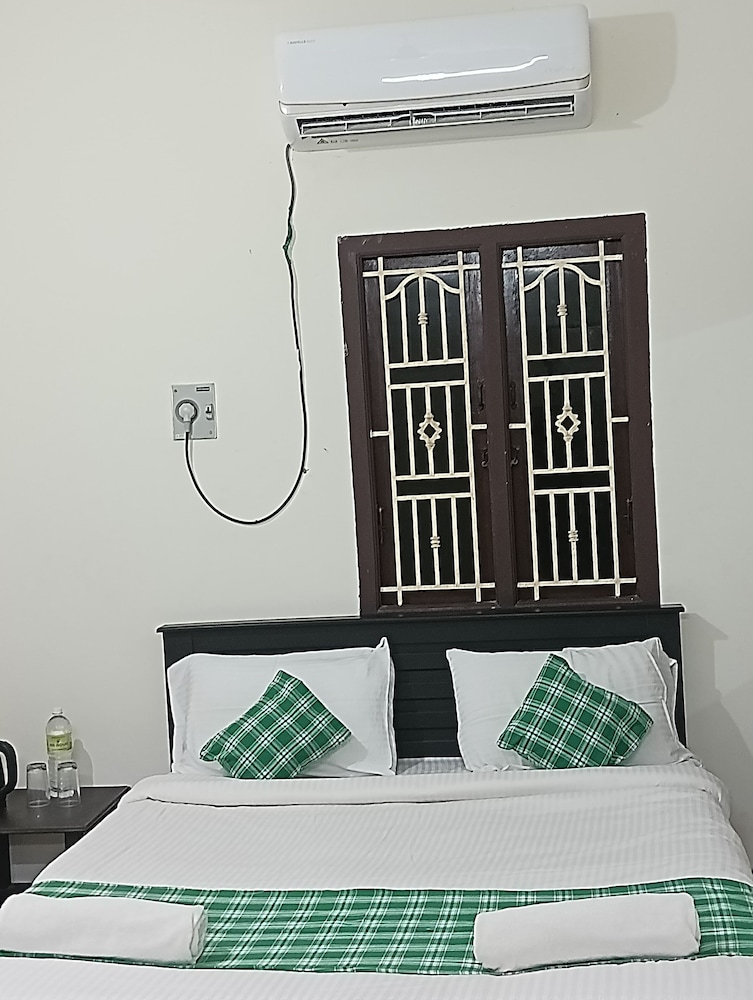 Shiva Nest - Pillayarpatti