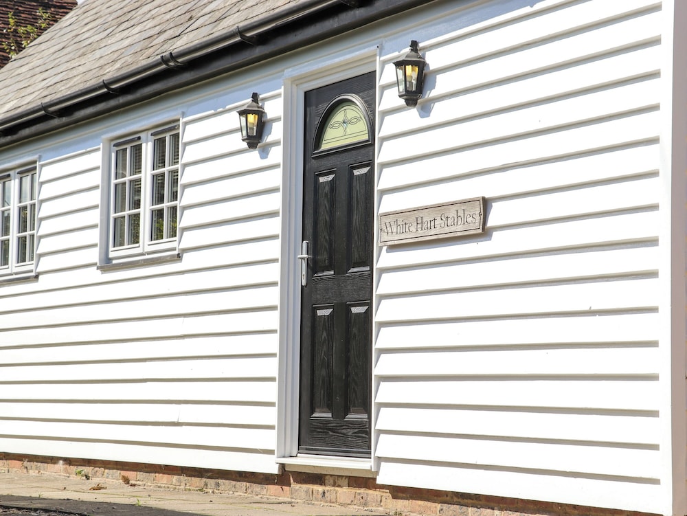 White Hart Stables