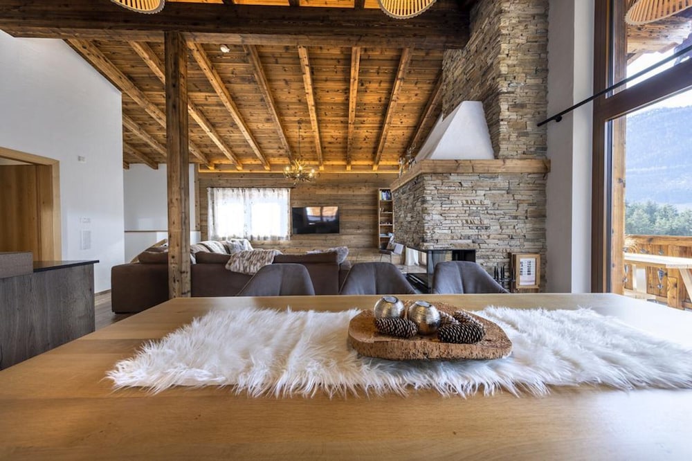 Chalet in Neukirchen 100 m ski Lift