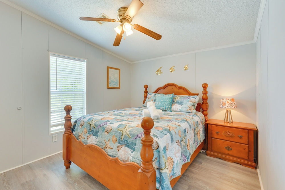 2 Blocks to Beach! Family-friendly Home in PCB
