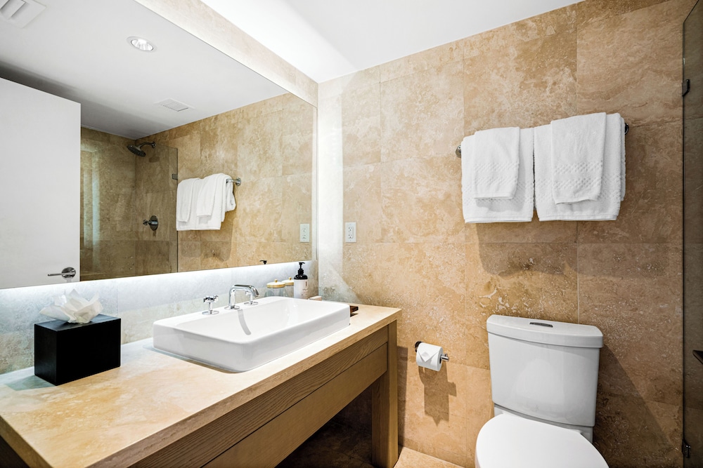 Luxury Vacation Rentals at 1 Hotel & Homes by LRMB