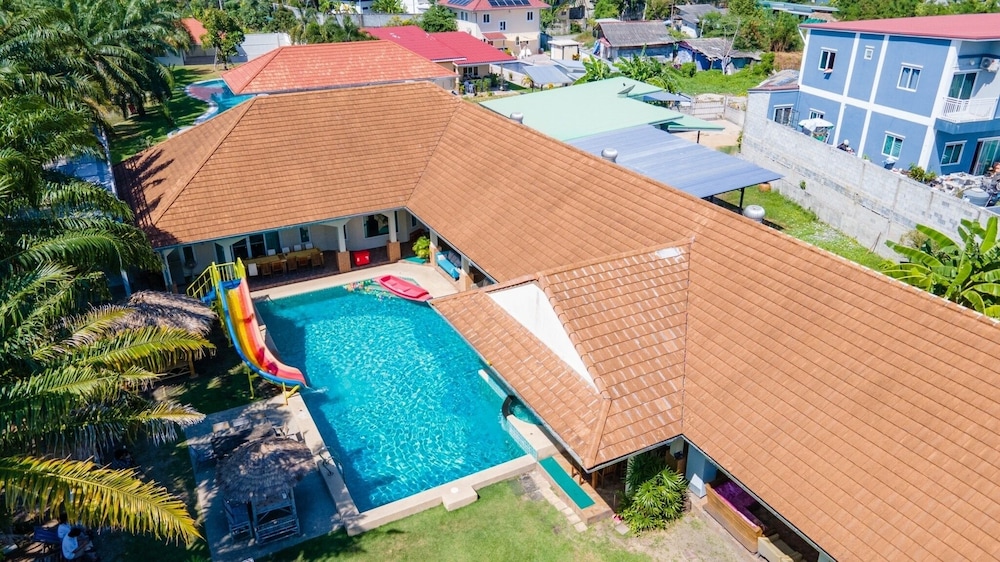 Pool Villa for Families and Party