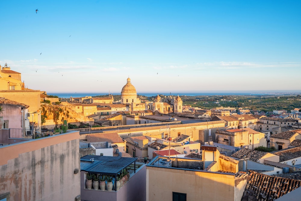 Panorama Suites Noto