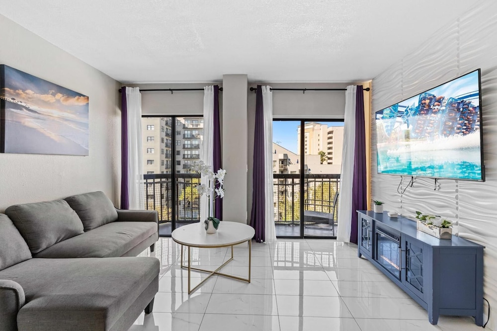 Enclave Swanky