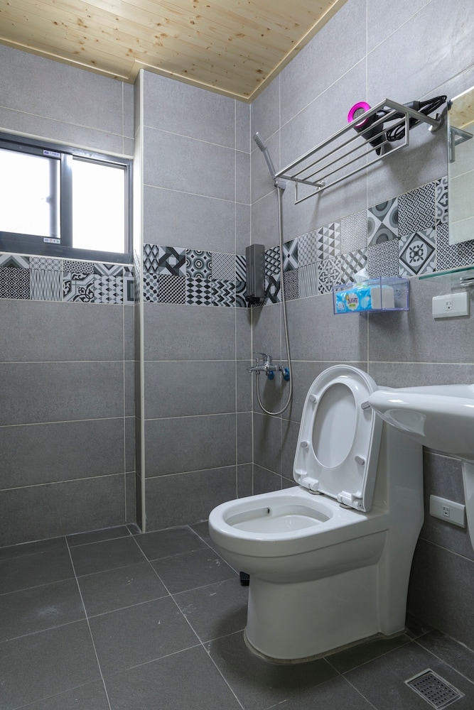 XIA XIA JIAO HOMESTAY