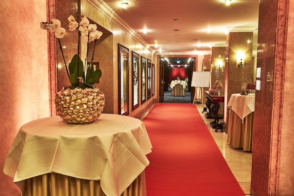 Frankfurt Vacations - Steigenberger Icon Frankfurter Hof - Property Image 47