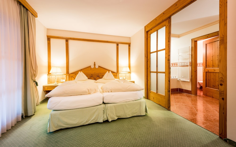 Wellnesshotel ...liebes Rot-Flüh