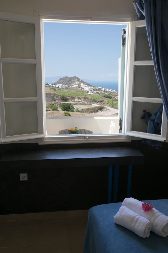 EOS Villa