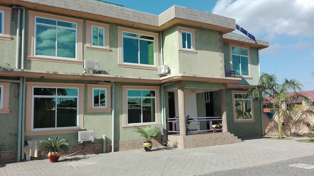Naam Suite Motel - Adults Only