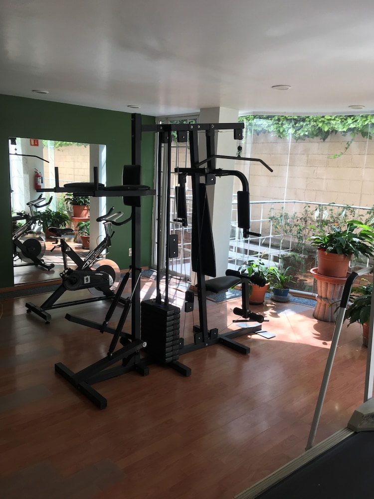G K Suites Duraznos