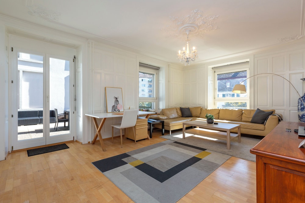 KAYA Zurich Stauffacher