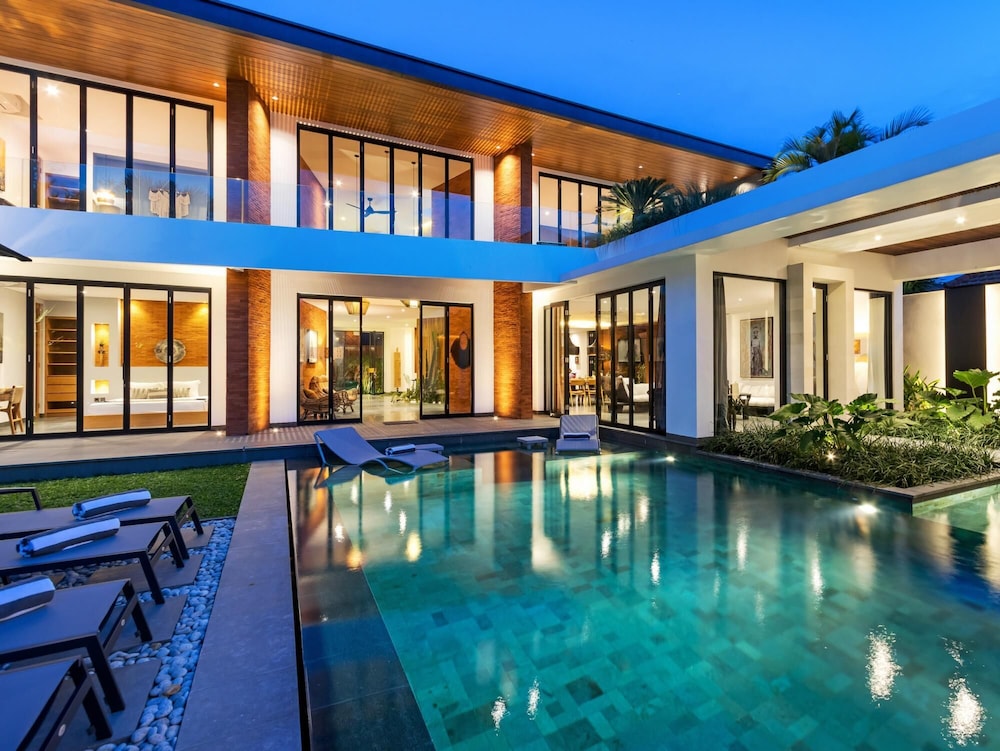 Pool & Wellness