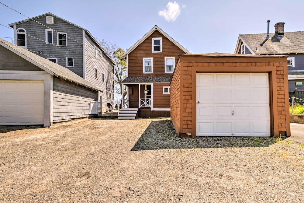 Milford Vacations - Beachfront Connecticut Retreat w/ Views! - Property Image 5