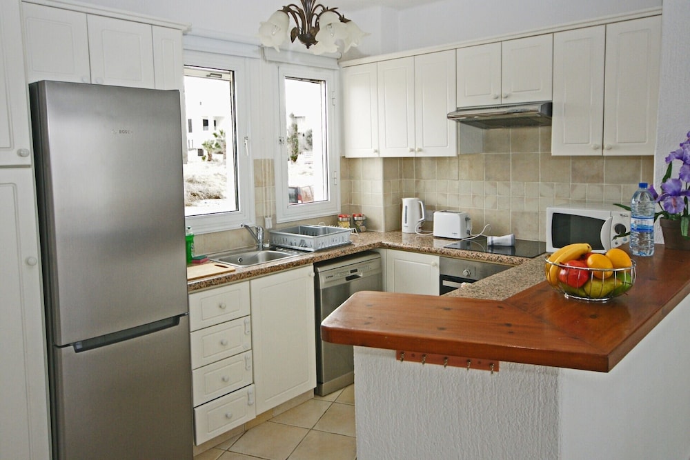 Resitour - Apollo Beach Villas view 5