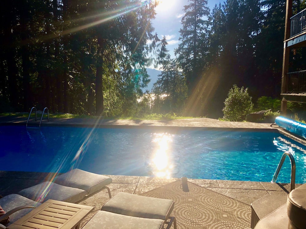 Davis Brook Retreat