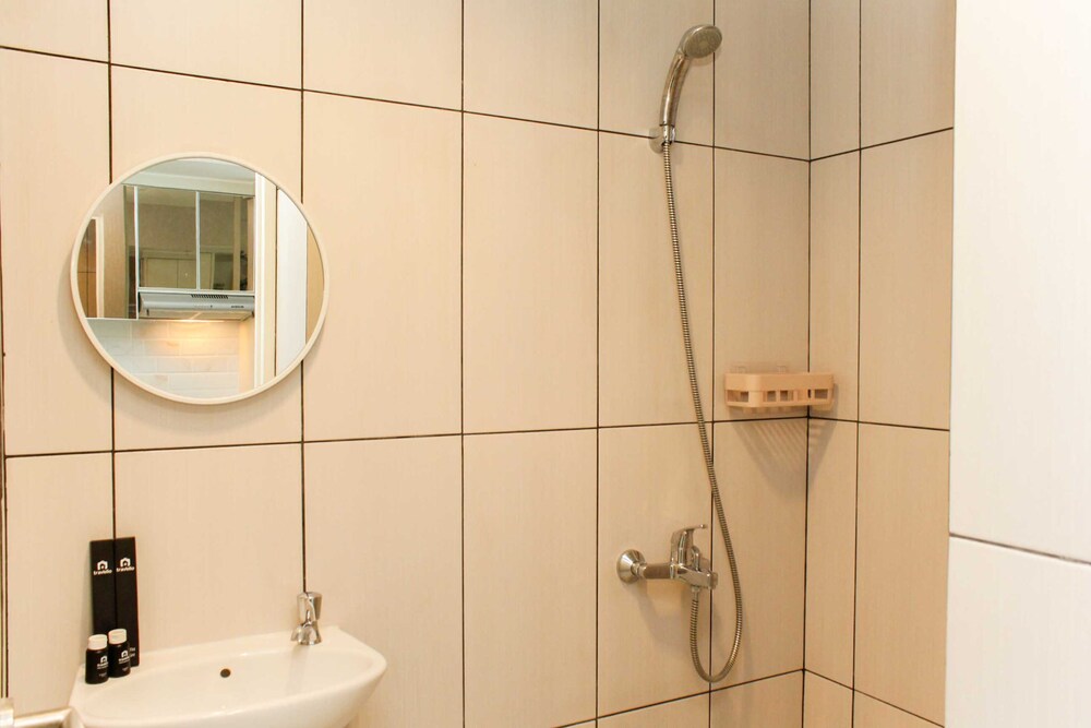 Comfort And Best Deal Studio At Grand Kamala Lagoon Apartment view 2