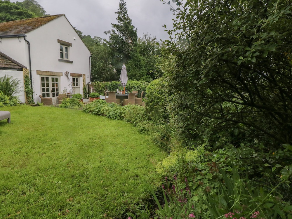 Hope Valley Vacations - Grange Cottage - Property Image 5