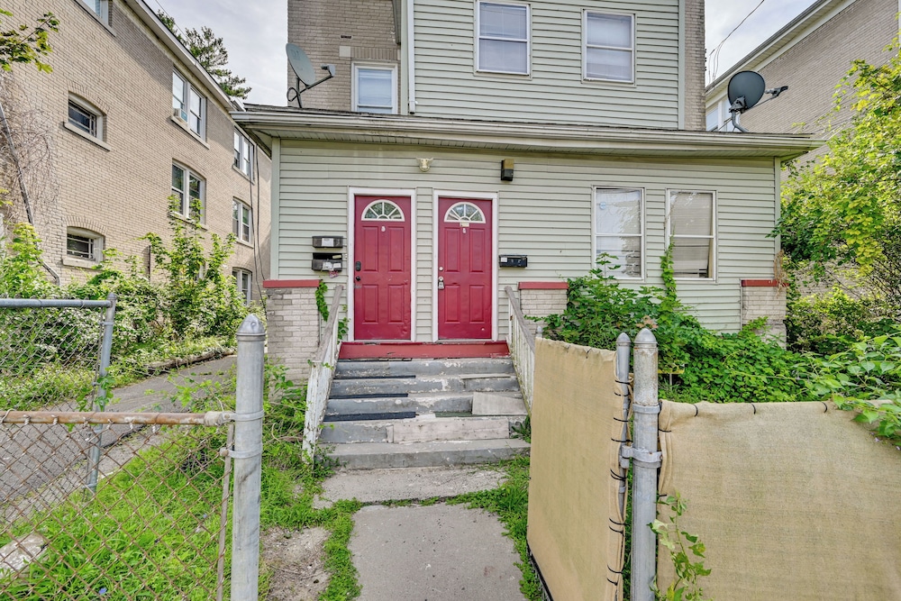Convenient Hartford Condo < 2 Mi to Dtwn!