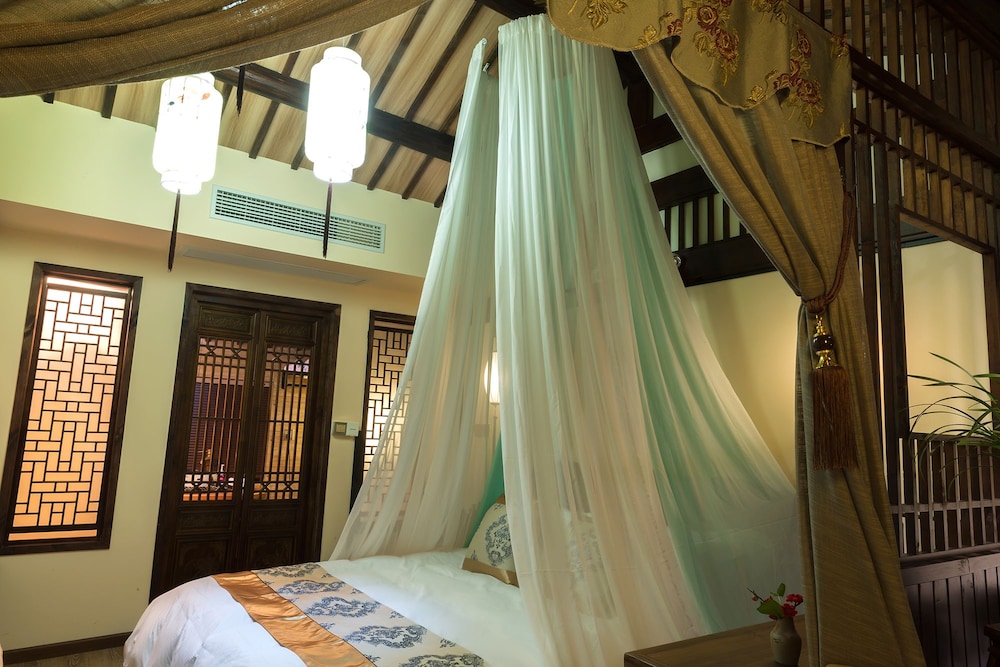 FTYS Hostel