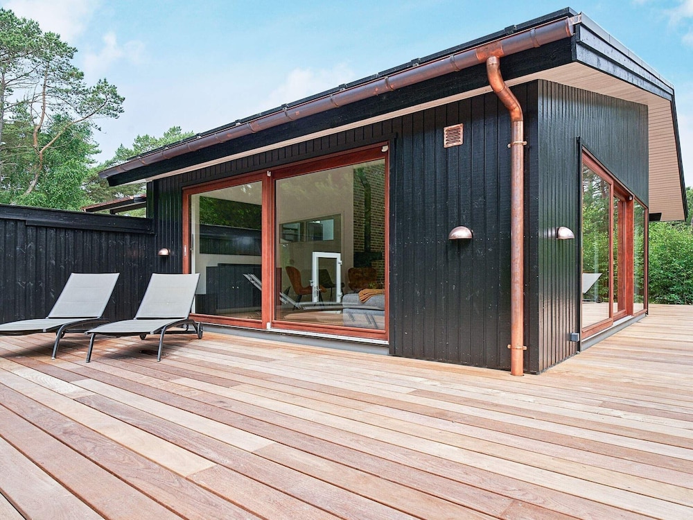 10 Person Holiday Home in Nexo view 4