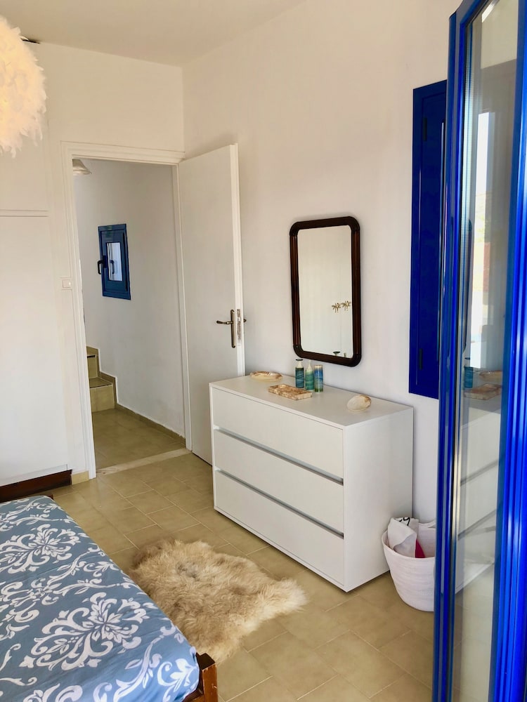 Aphrodite and Apollo Apartments view 3