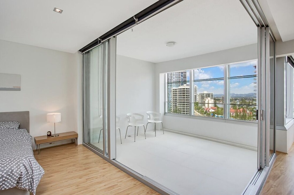 Sky Point Tower - Private Apartments view 5