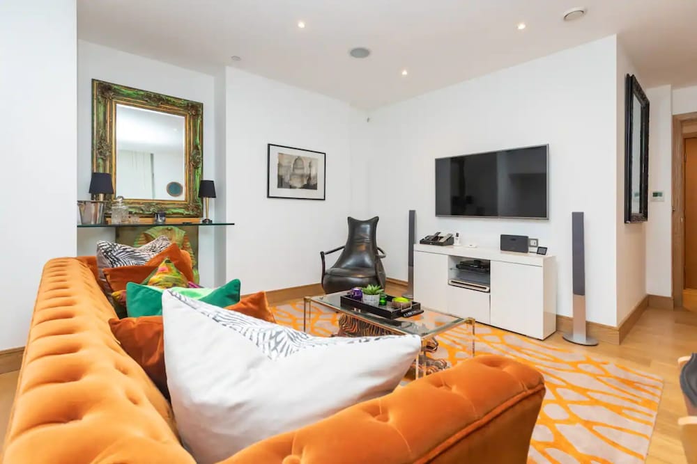 Luxurious 2 Bedroon Flat in the Heart of London