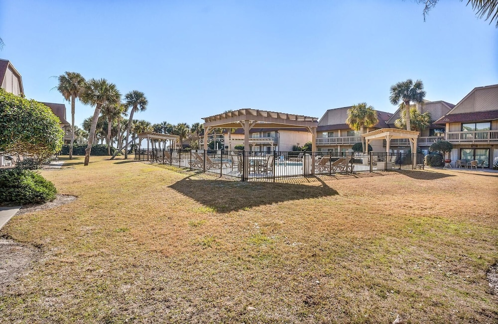 322 Capt John Fripp Villa - Oceanview Retreat on Fripp Island