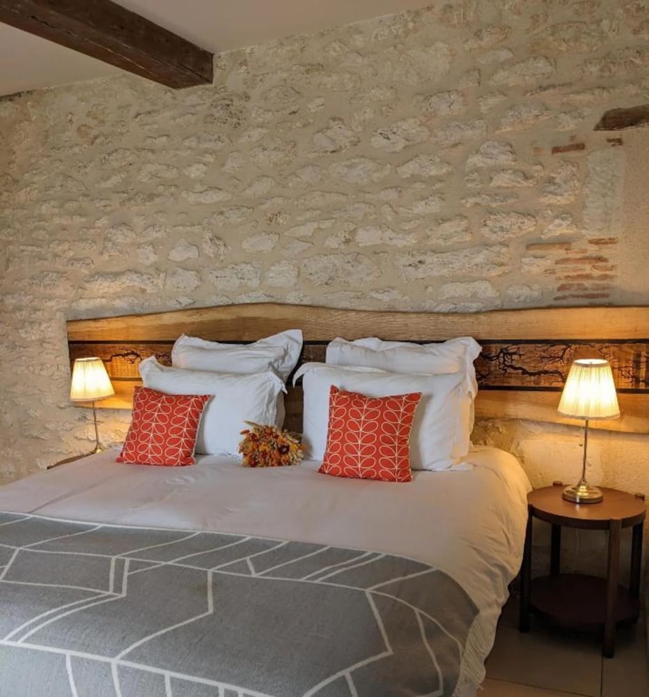 Old Presbytery Guest House