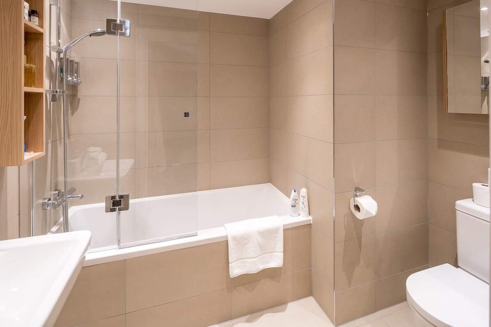 Chic 1 Bedroom Apartment With View of Shard