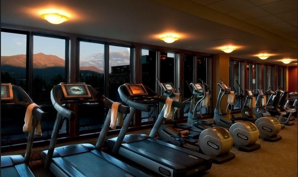 Grand Lodge On Peak 7 4 Bedroom Condo by RedAwning