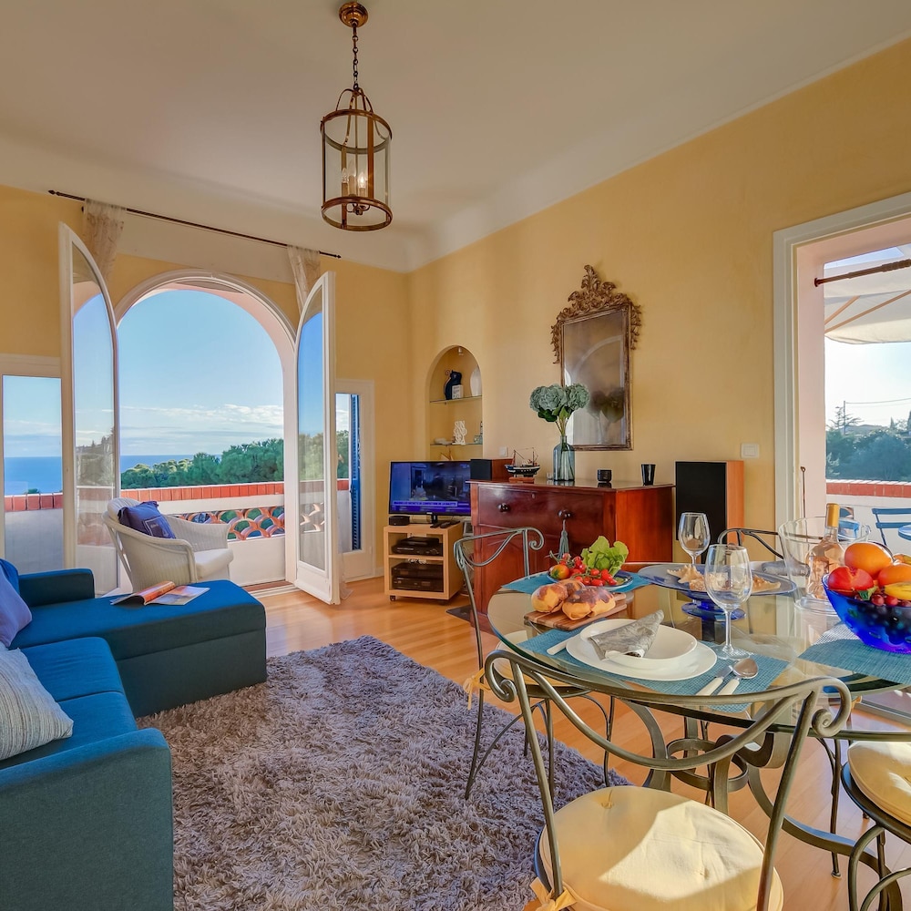Villa Montlilin in Villefranche sur Mer