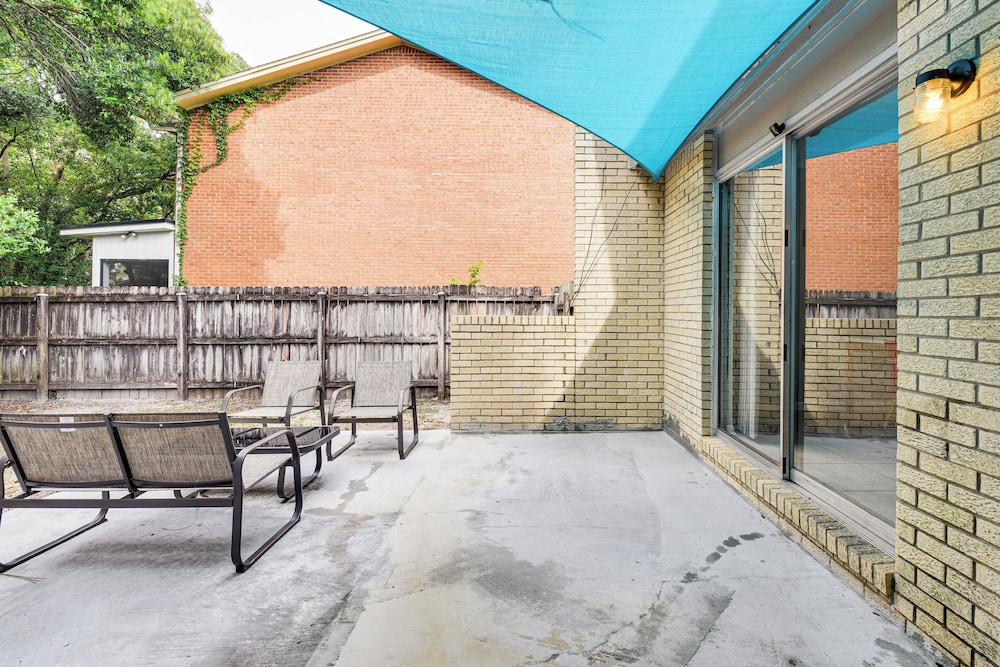 2 Mi to Garniers Beach Park: Pet-friendly FWB Home