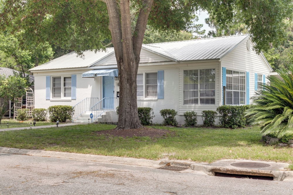 Waycross Vacations - Cozy Georgia Vacation Rental w/ Backyard  BBQ - Property Image 12