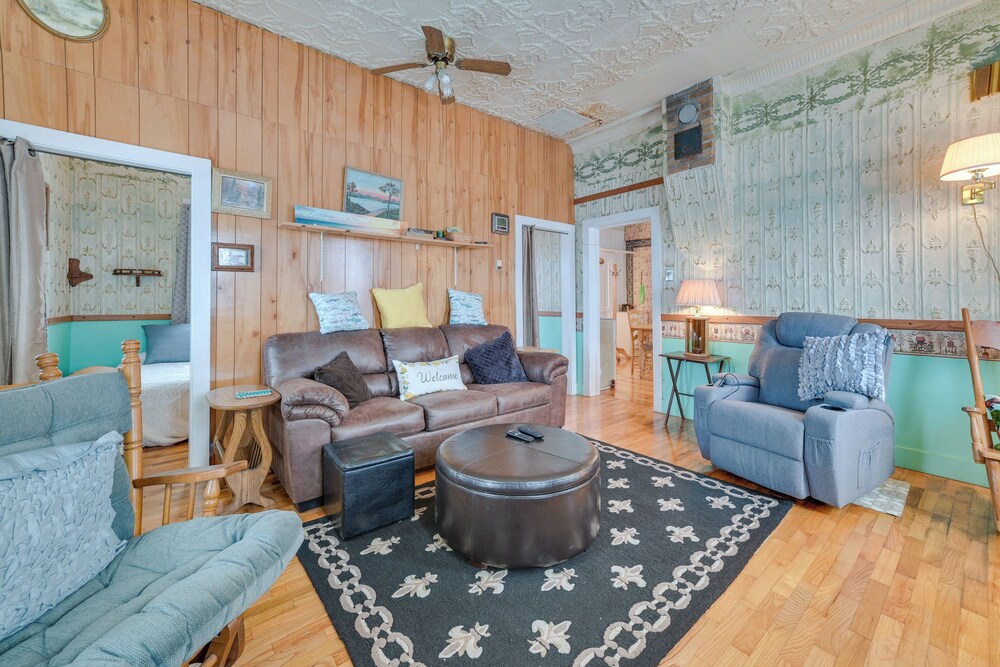 Historic Houghton Lake Getaway Near Shoreline - Property Image 19