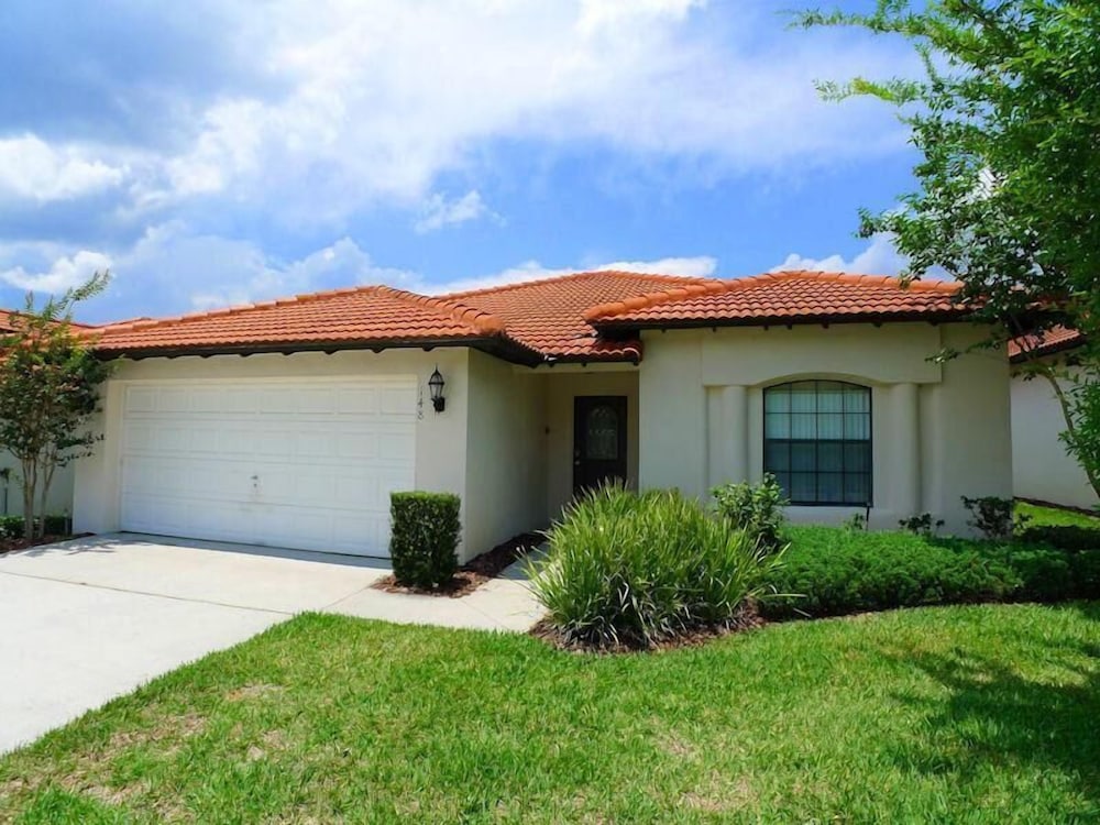 148 High Grove House 4 Bedroom by Florida Star