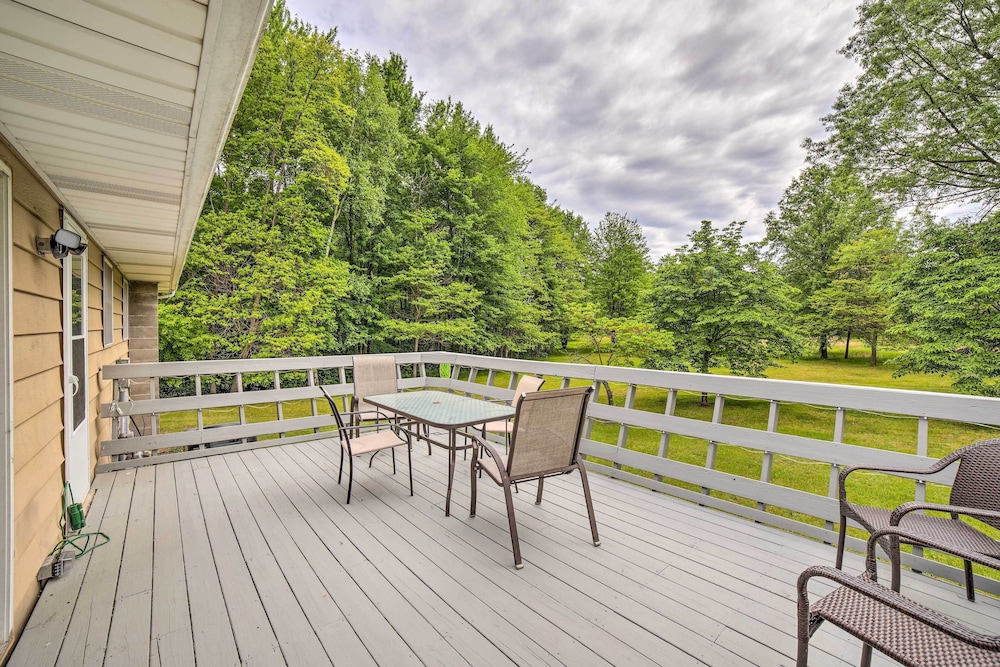 Indiana Countryside Retreat on 37-acre Land! view 2