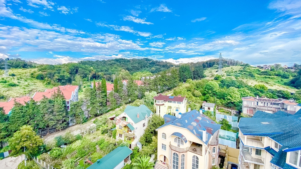 Abri Luxe on Medovoy view 3