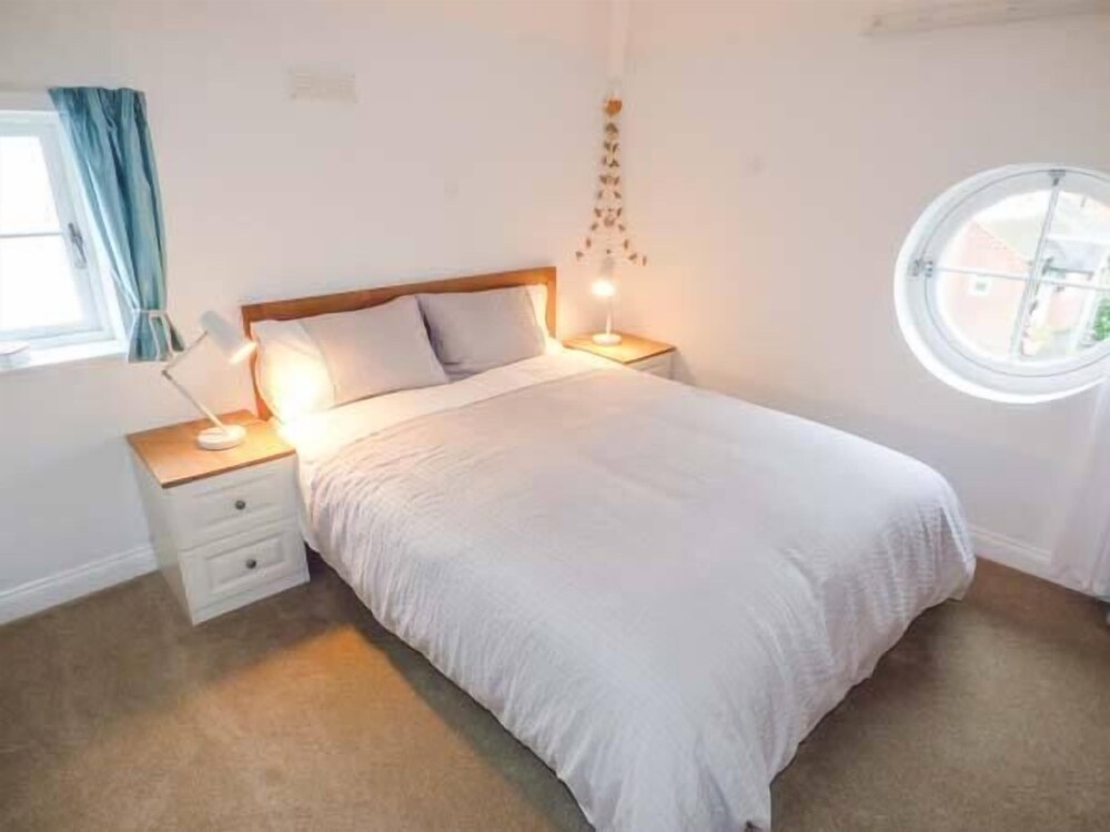 Stoke-on-trent Vacations - Old Church Coach House - Property Image 6