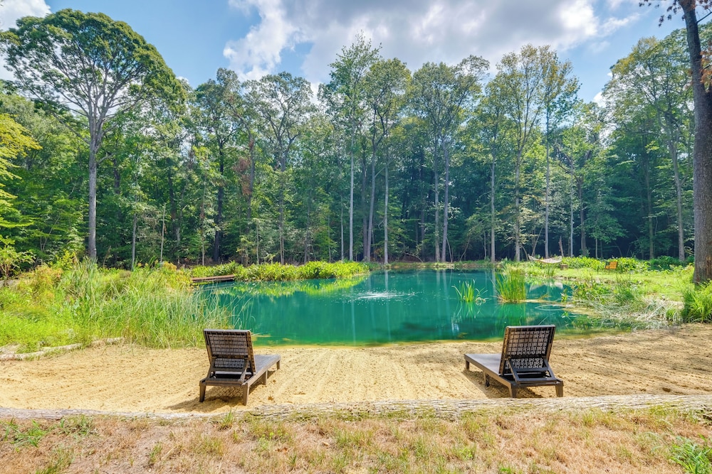 1/2 Acre Pond, Rec Room! Private Oasis in Nanjemoy